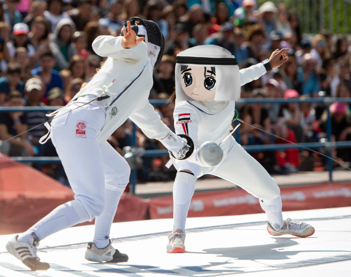 Two fencers in action